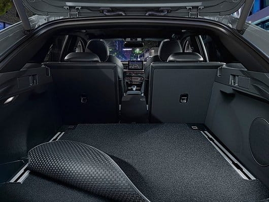 Dwustronna mata bagażnika, Kia ProCeed GT / GT-line