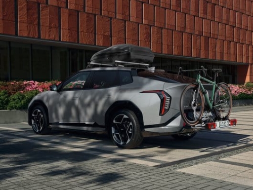 Listwy boczne, szczotkowane aluminium, Kia EV4, EV4 GT-line, EV4 Fastback, EV4 Fastbacka GT-line