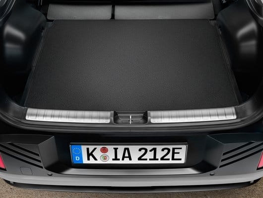 Dwustronna mata bagażnika, Kia EV4, EV4 GT-line