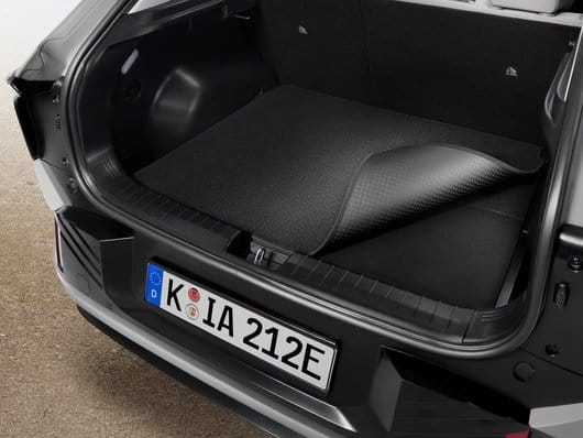 Dwustronna mata bagażnika, Kia EV4, EV4 GT-line